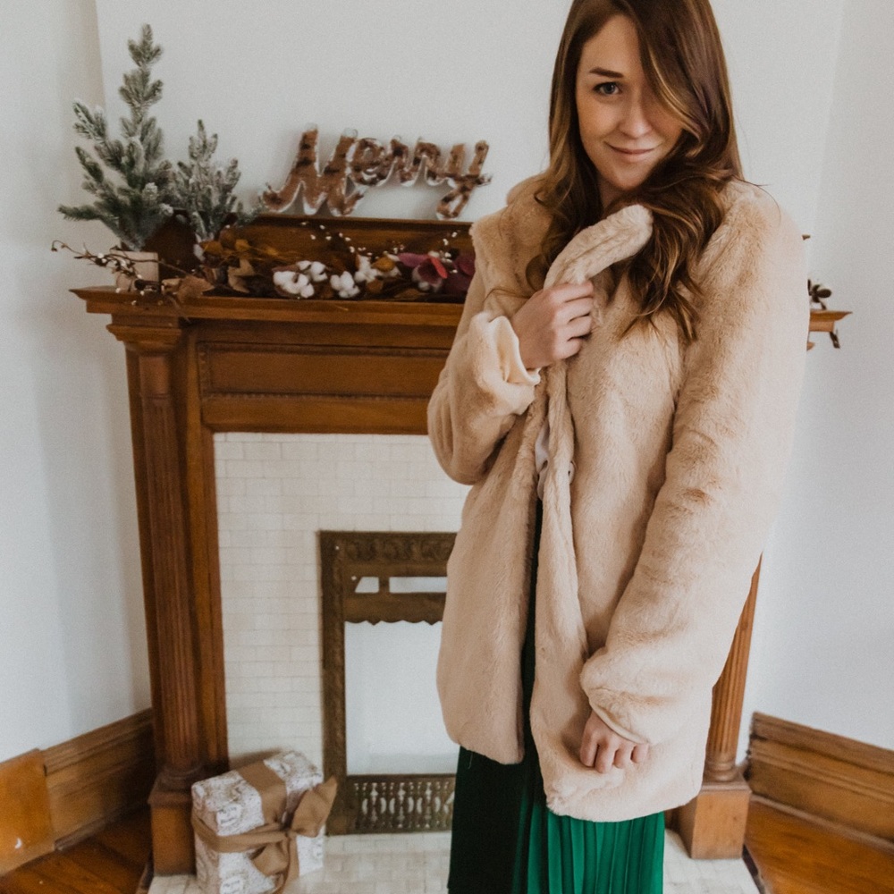Extremely soft teddy jacket - Picture 3 of 13